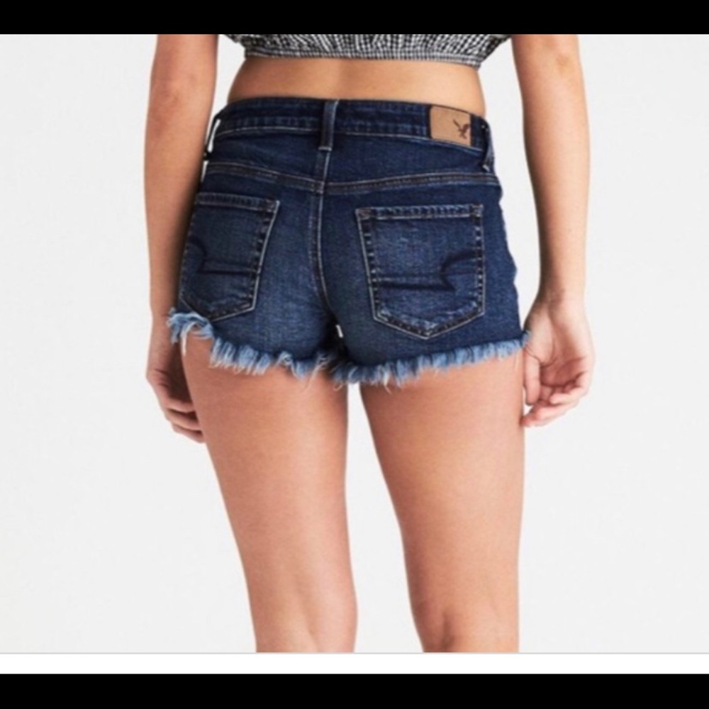 American eagle frayed hem dark wash shorts